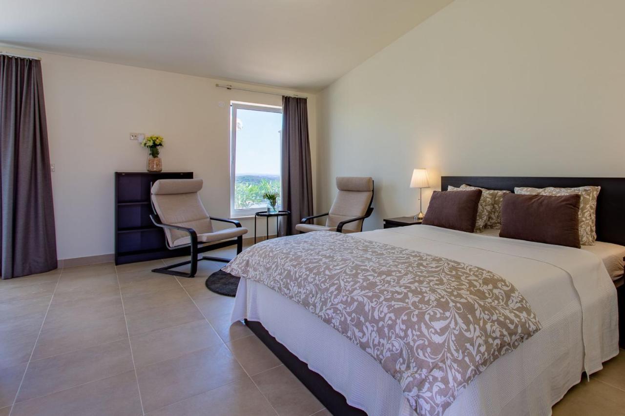 Corte Velada By Lovelystay * Lagos