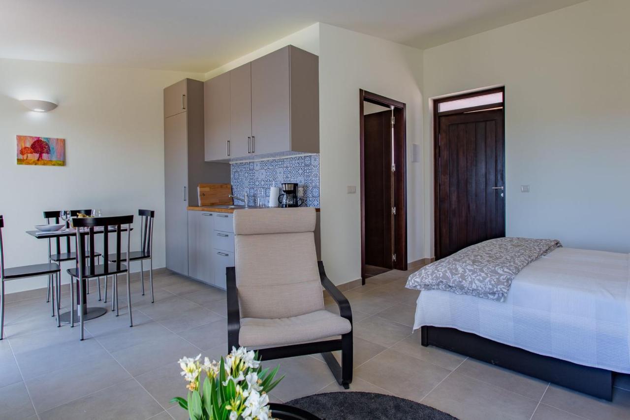 Corte Velada By Lovelystay *